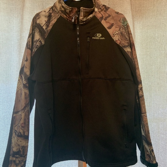 Mossy Oak Jacket - Picture 1 of 3